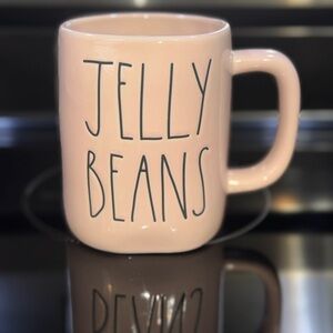 NWT, Rae Dunn, Easter mug, jelly beans